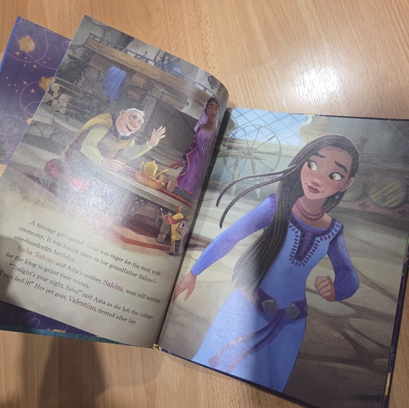 Disney Wish Big Golden Book Set - Picture 4 of 4